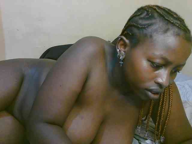 Myra-Queen webcam