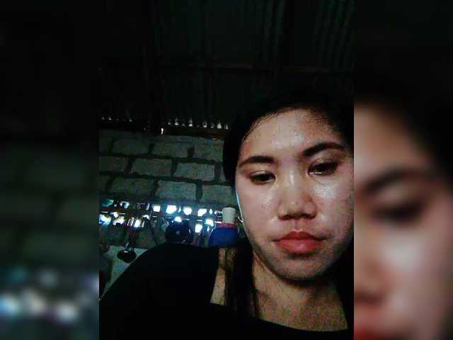 JuicyKittie's BongaCams show and profile