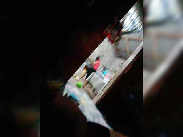 JuicyKittie's BongaCams show and profile