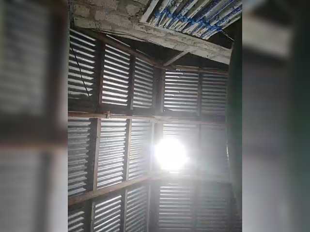 JuicyKittie's BongaCams show and profile