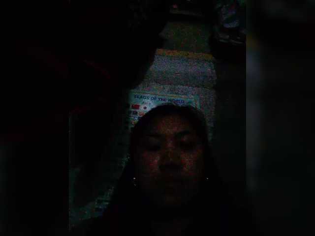 JuicyKittie's BongaCams show and profile