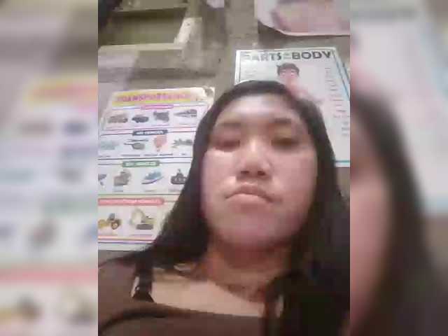 JuicyKittie's BongaCams show and profile