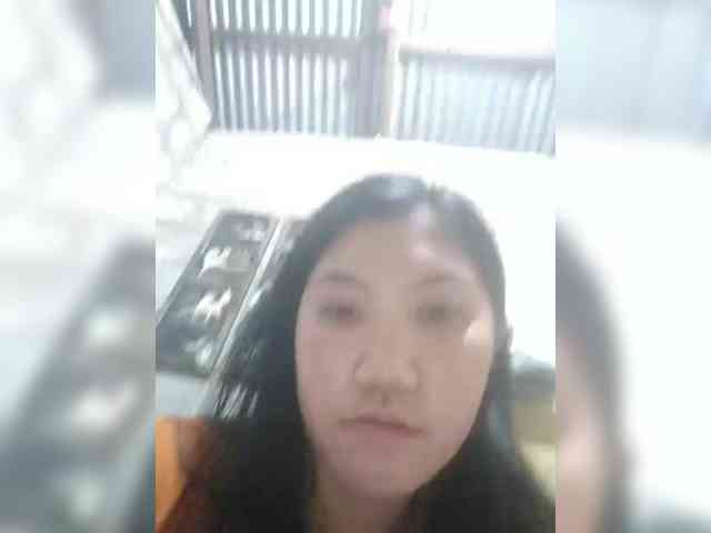 JuicyKittie webcam