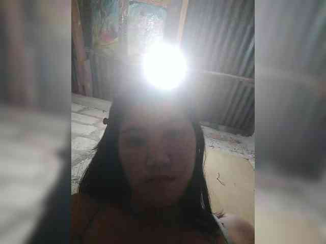 JuicyKittie webcam