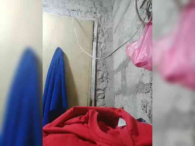 JuicyKittie Live Webcam on BongaCams