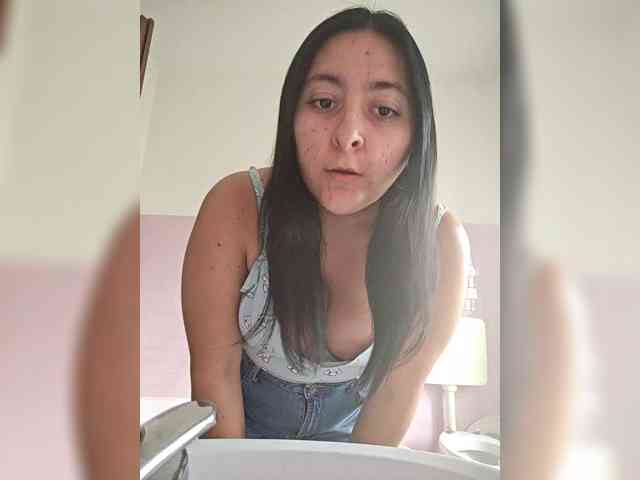 Sweetloveblue webcam