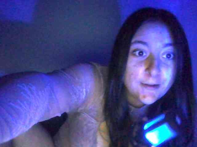 Sweetloveblue webcam