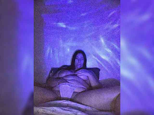 Sweetloveblue webcam