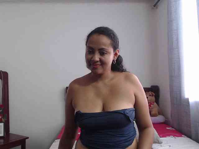 RominaKlein webcam