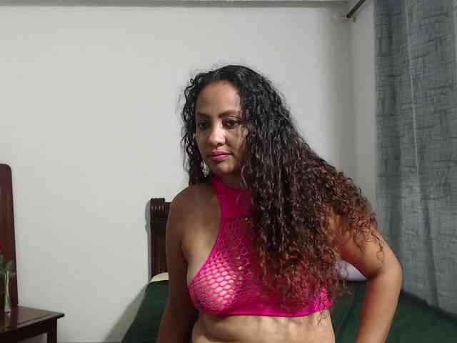 RominaKlein webcam