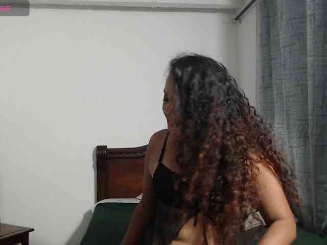 RominaKlein webcam