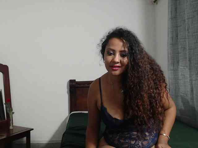 RominaKlein webcam