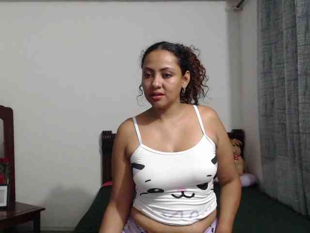 RominaKlein webcam