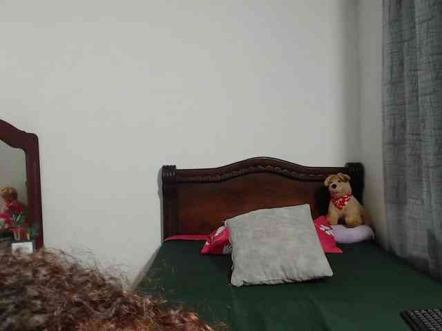 RominaKlein webcam