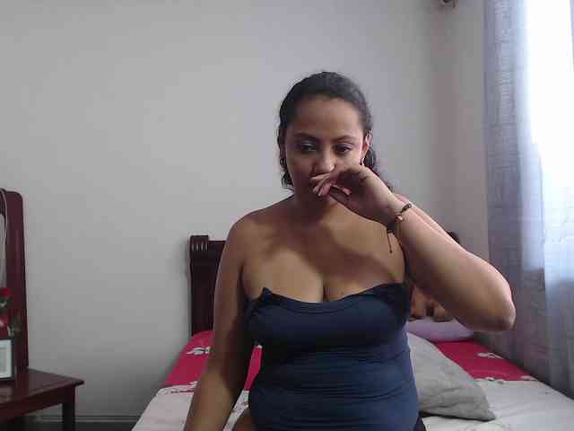 RominaKlein webcam