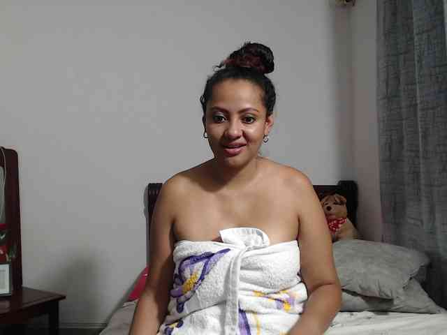 RominaKlein webcam
