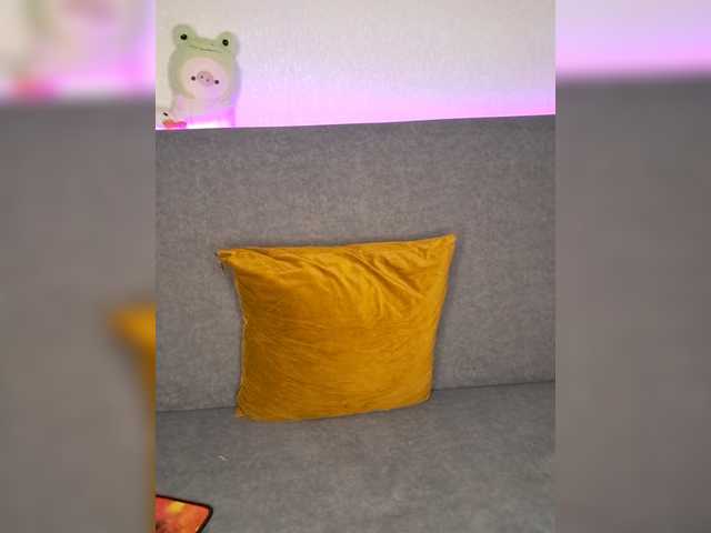 Honey-Devil's BongaCams show and profile