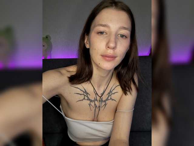 Honey-Devil's BongaCams show and profile