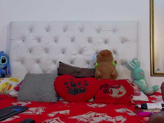 megan-stathan's BongaCams show and profile