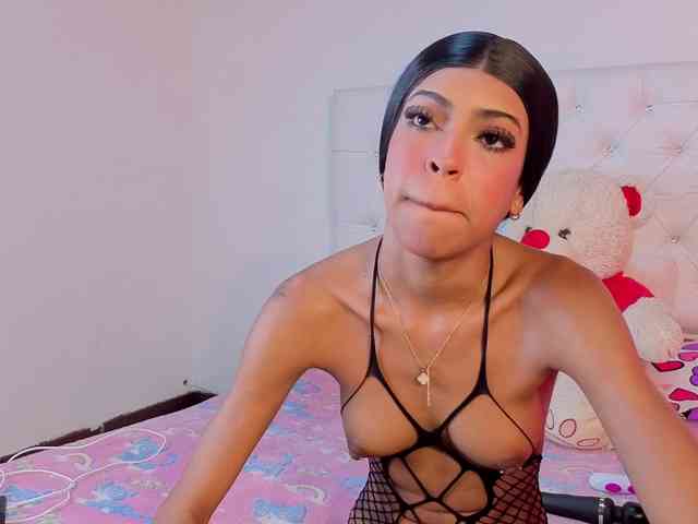 megan-stathan webcam