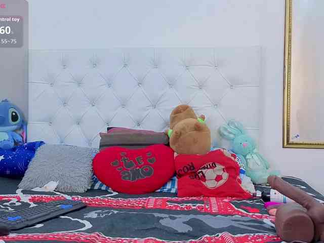 megan-stathan webcam