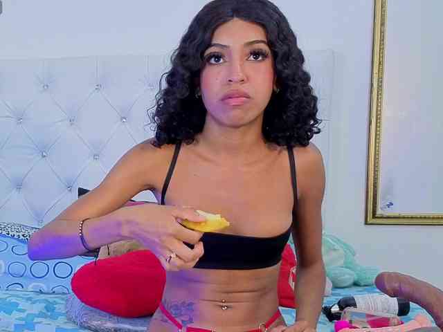 megan-stathan megan-stathan