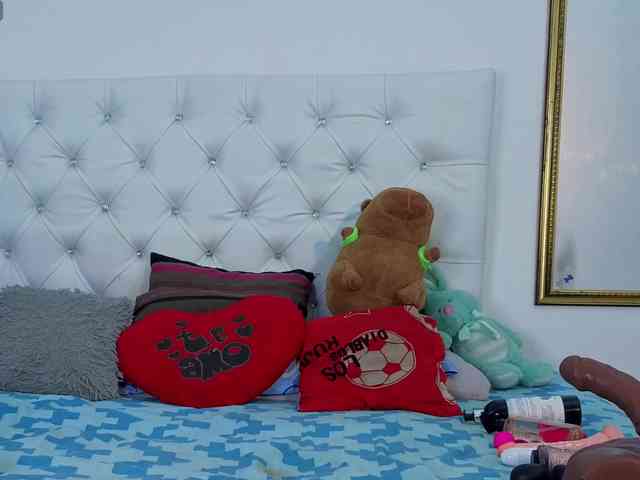 megan-stathan megan-stathan