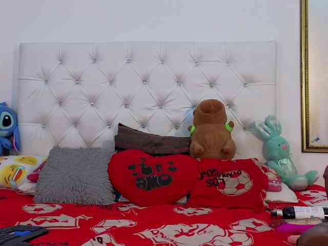 megan-stathan webcam