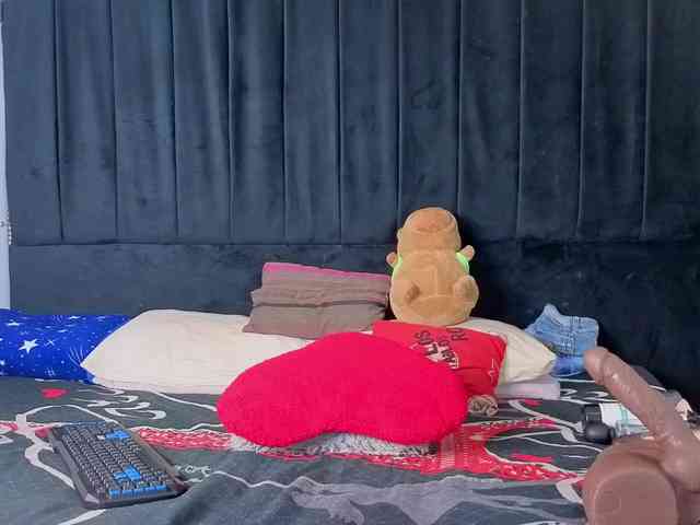 megan-stathan webcam