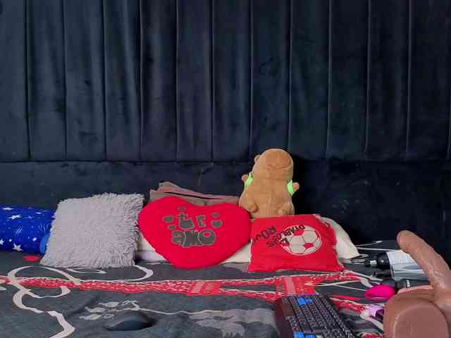 megan-stathan webcam