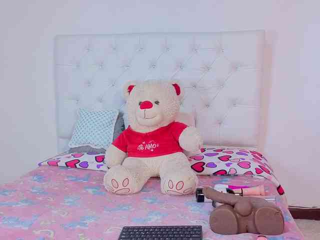 megan-stathan megan-stathan