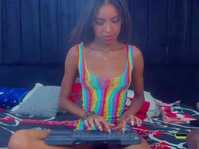 megan-stathan webcam