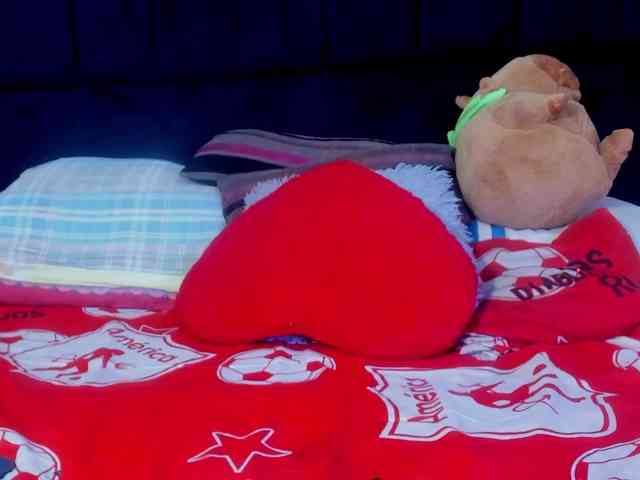 megan-stathan webcam