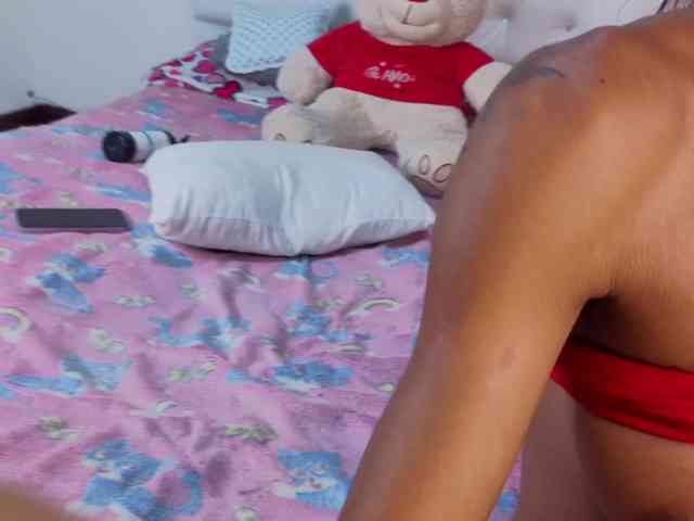 megan-stathan webcam