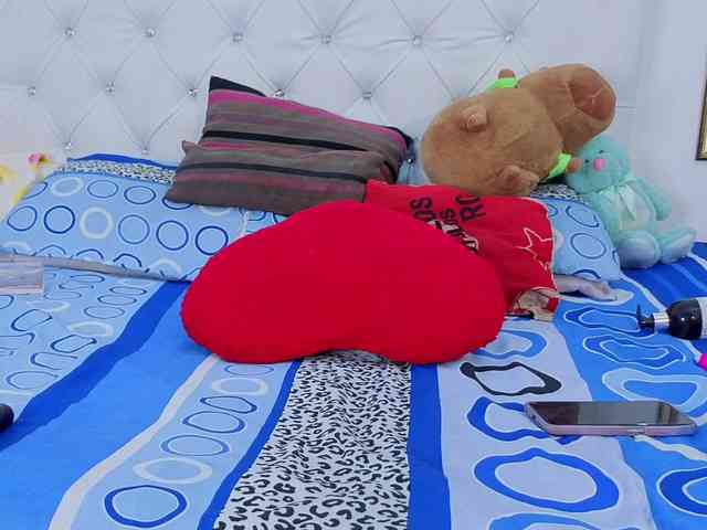 megan-stathan webcam