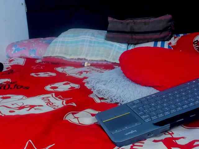 megan-stathan webcam