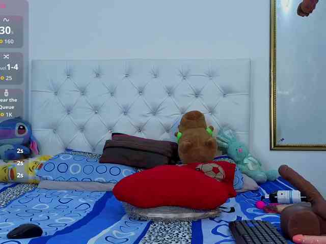 megan-stathan megan-stathan