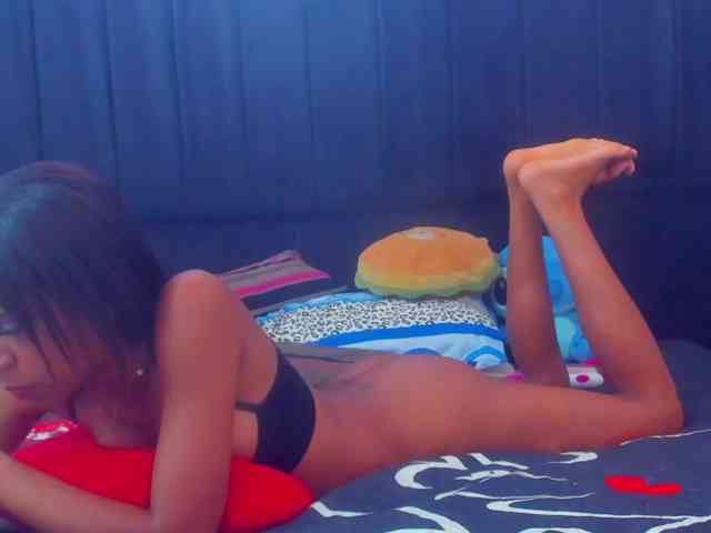 megan-stathan webcam