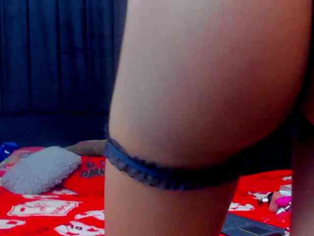 megan-stathan webcam