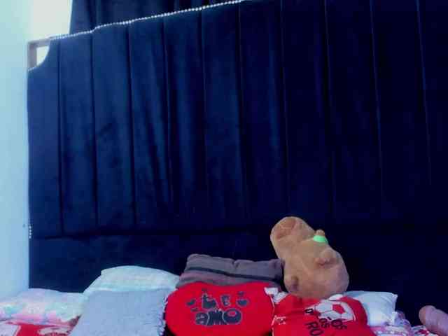 megan-stathan webcam