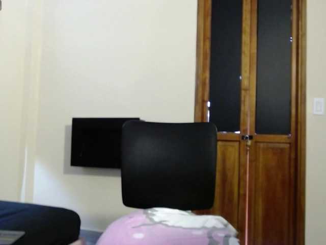 vanessa-7- webcam bongacams model stream image