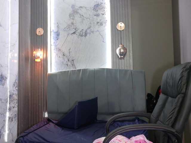 vanessa-7-'s BongaCams show and profile