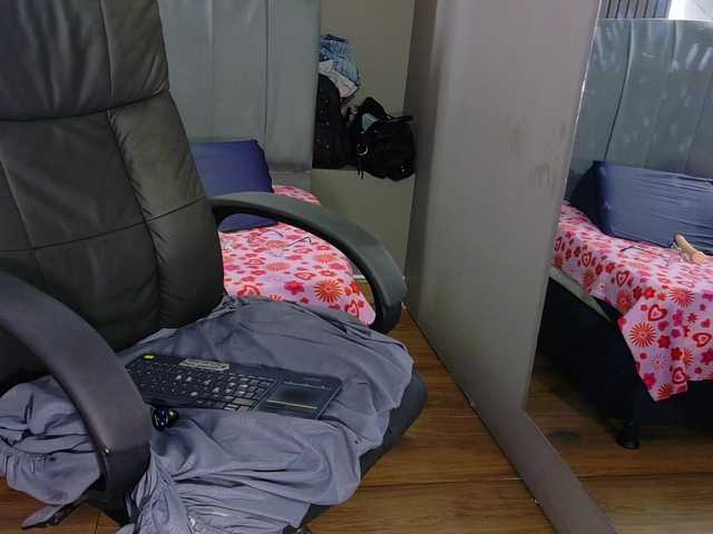 vanessa-7-'s BongaCams show and profile