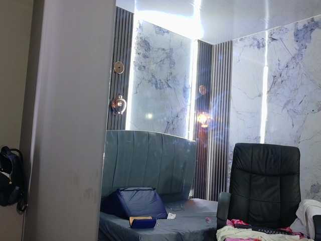 vanessa-7-'s BongaCams show and profile