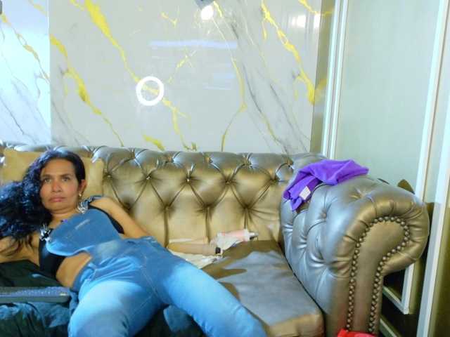 vanessa-7-'s BongaCams show and profile