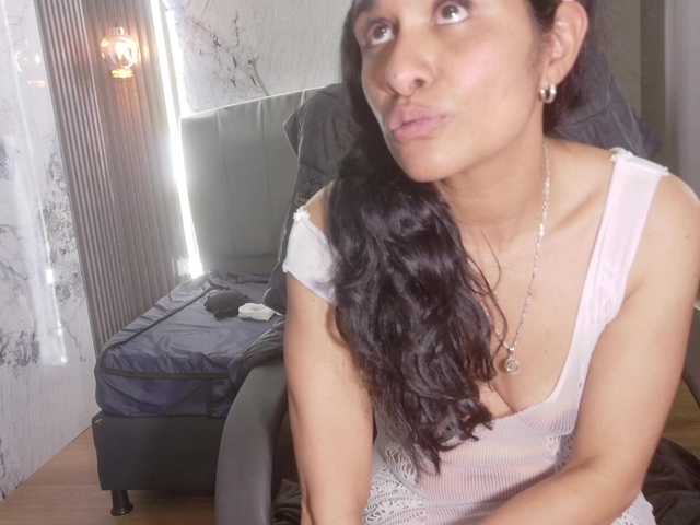 vanessa-7-'s BongaCams show and profile