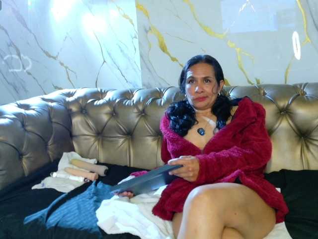 vanessa-7-'s BongaCams show and profile