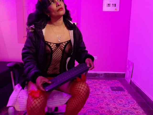 vanessa-7- webcam