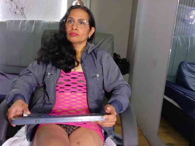 vanessa-7- vanessa-7-