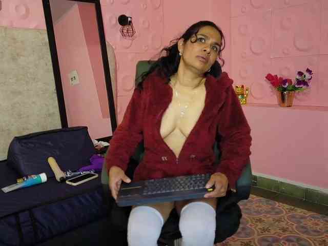 vanessa-7- webcam